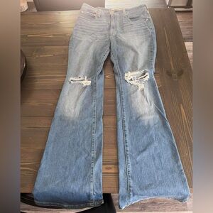 Levis High Rise Flares, size 32.